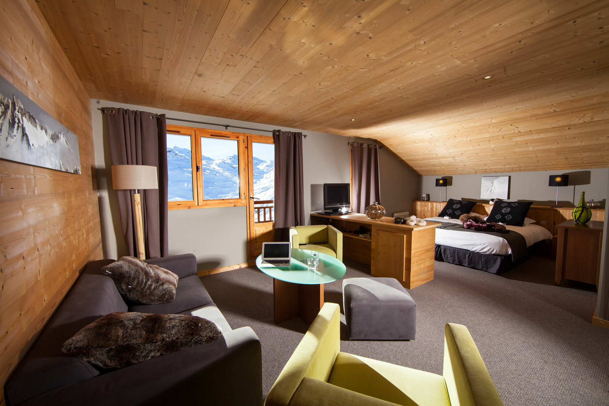 Chalet Hotel Kaya แซ็ง-มาร์แต็ง-เดอ-แบลวีย์ ภายนอก รูปภาพ